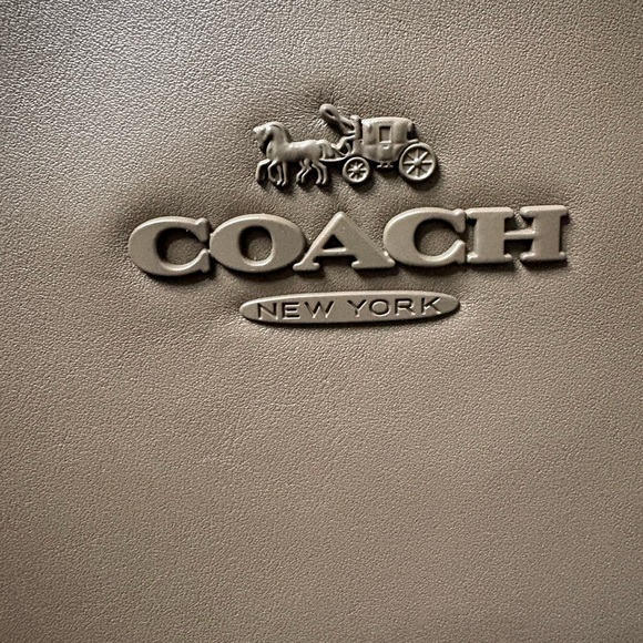 Coach NWT Smooth Leather Penelope Shoulder Bag - Picture 6 of 16